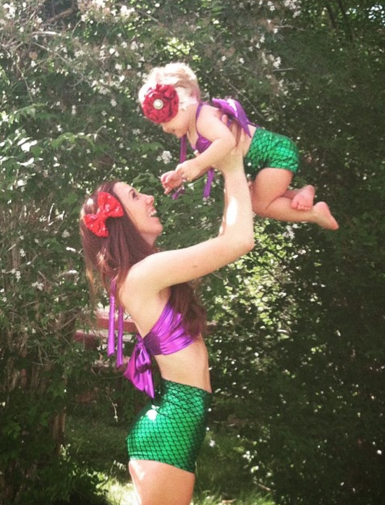 MOMMY AND MINI ARIEL